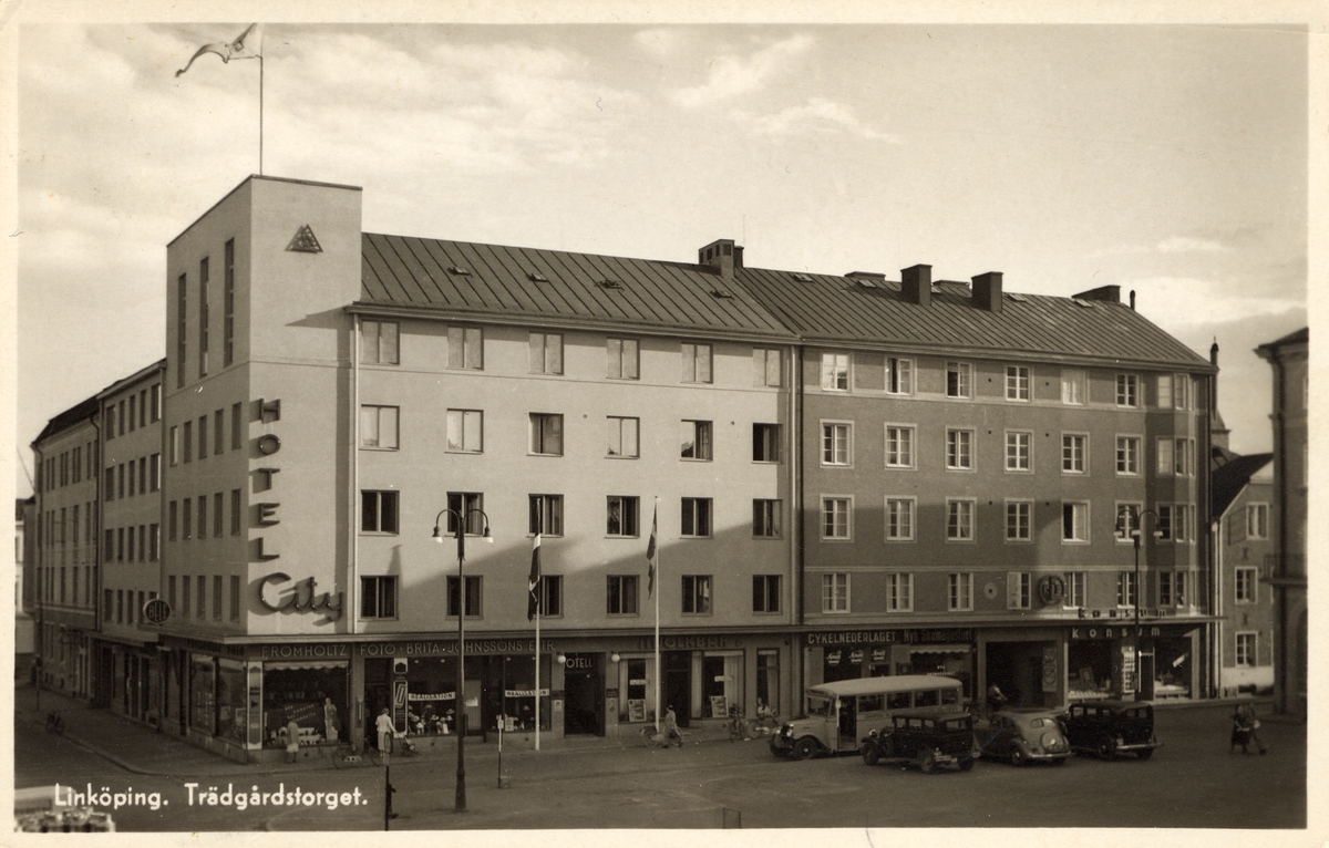 Orig Text Linköping Trädgårdstorget Byggnaden Inrymmer Bl A Hotel City Och Fromholtz Foto I 