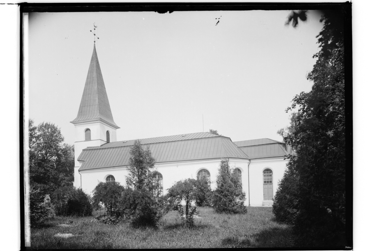Axbergs kyrka, exteriör.
Beställningsnr. AG-112.