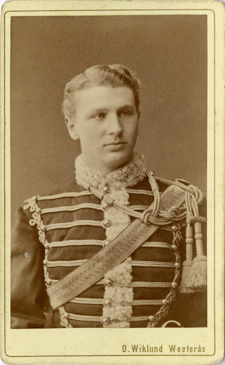 Porträtt av Philip Rickman von Platen, officer vid Skånska husarregementet K 5.