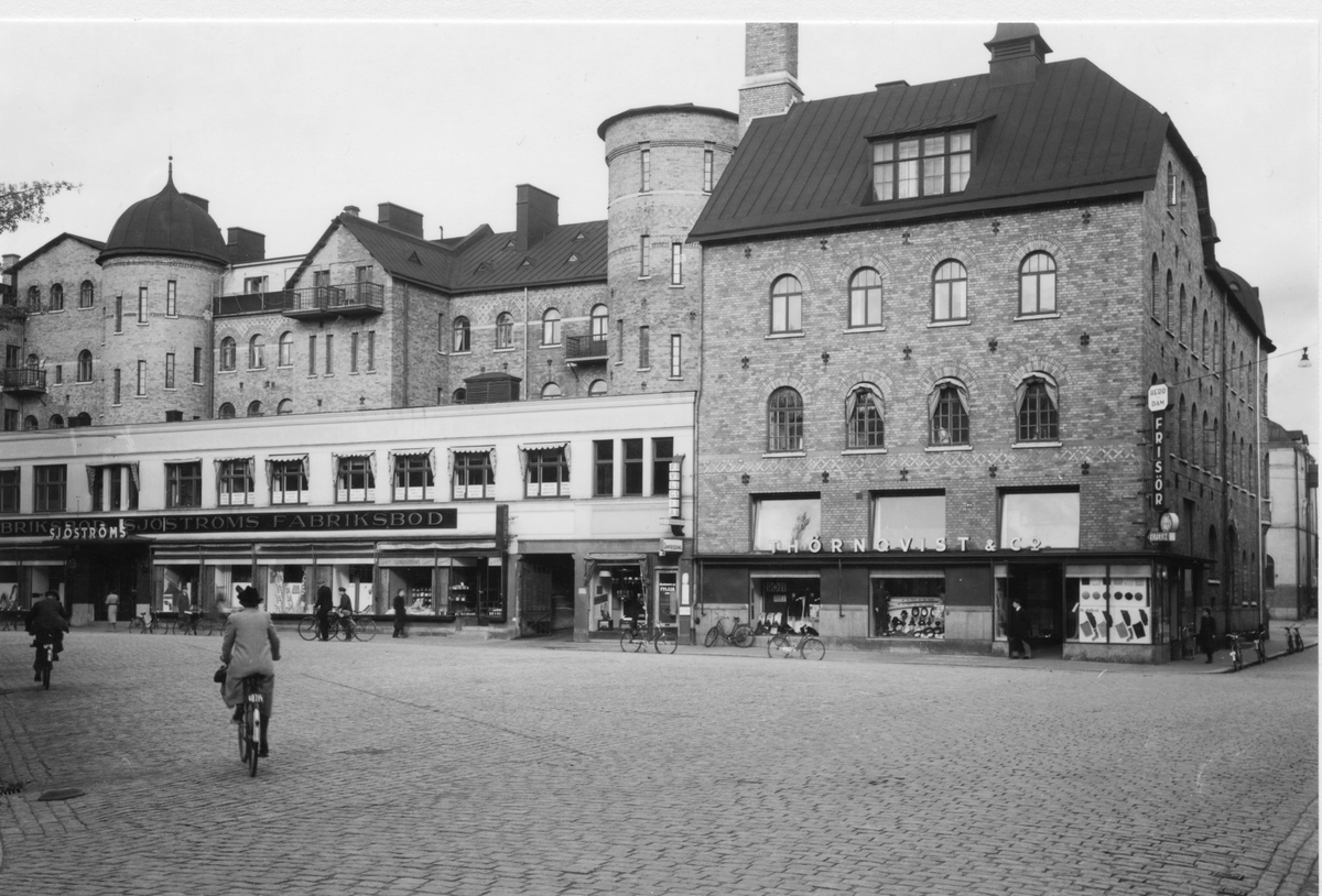 Kvarteret: Gunstlingen

Södra Centralgatan
Gävle

