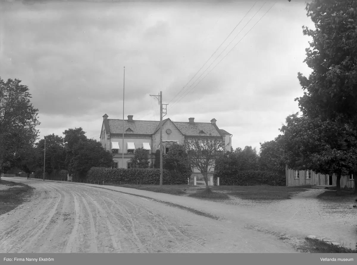 Dåvarande tingshuset i Vetlanda, tidigt 1900-tal ...