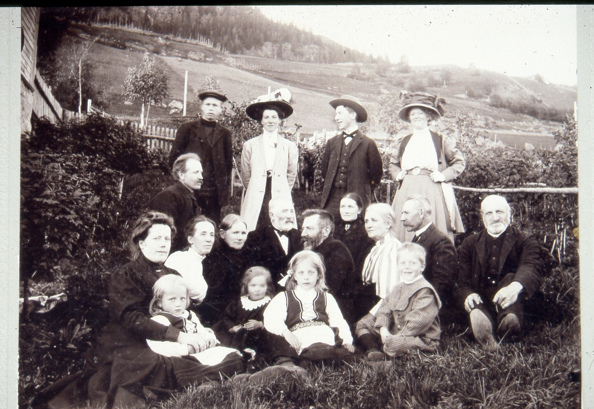 Sødråk i Aurdal, 1908.