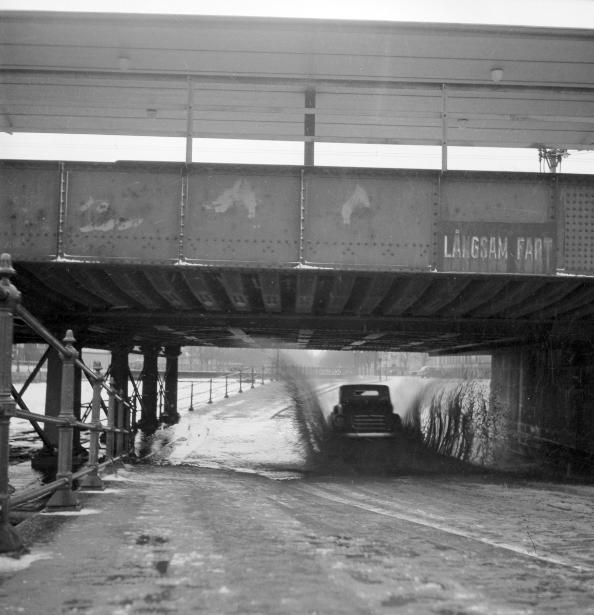 Nerfarten vid järnvägsbron. Maj 1941



