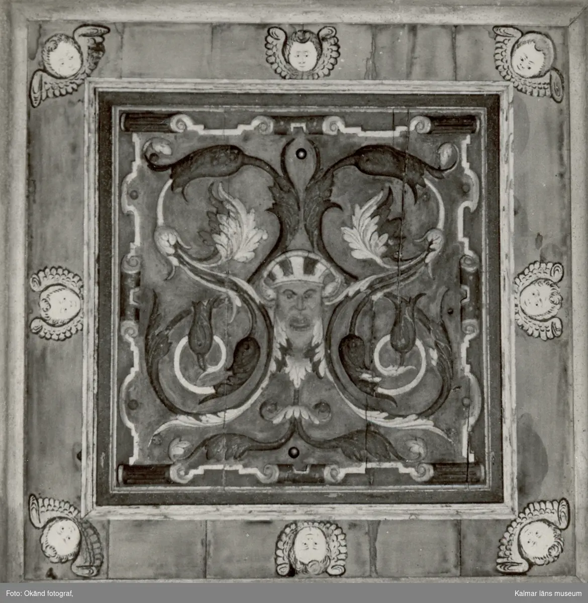 Relief i kassettaket i Gyllene salen i Kalmar slott.