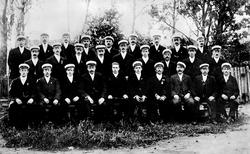 Råde  Sangforening, postkort, ca. 1900. 
2. rekke fra venst