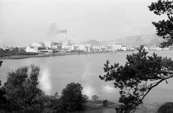 Stillbilde fra de respektive scener fra SOL-filmen "Et skip 