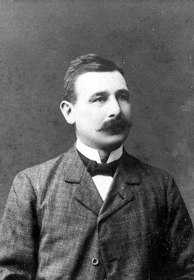 Nils August Lundgren, Karaby.
Född 1867 i Karaby.
Död 1944 i Karaby