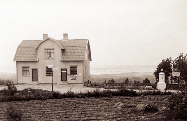 Bjällums affär år 1929.
Även kallad Lyckan.