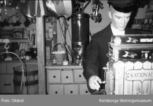 Karlsborgs museum, utställningen "Vi ses i handelsboa" åren 1983 - 84.