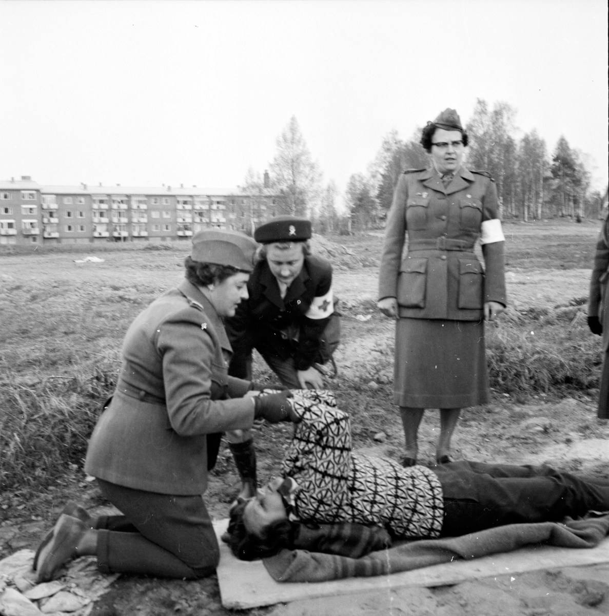 Bilkårister lär sjukvård,
15 Maj 1963