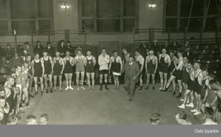 Brytestevne i oktober 1923. Ukjent sted og ukjente deltakere
