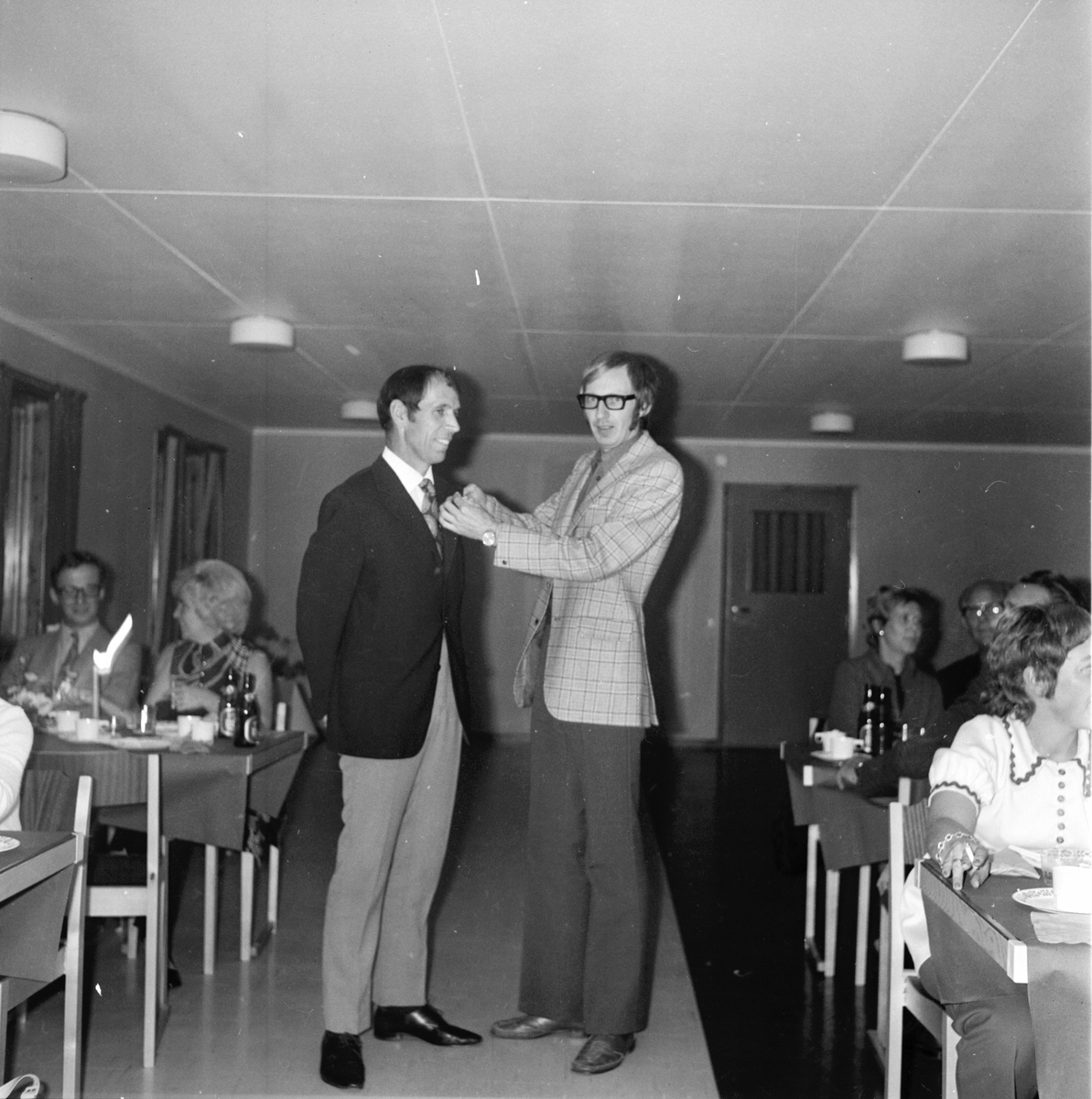 Lionsklubben. Plenar på Orfa
September 1972