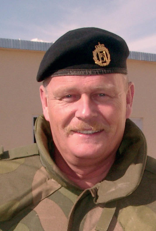 Ha­rald Sunde fotografert i uniform.