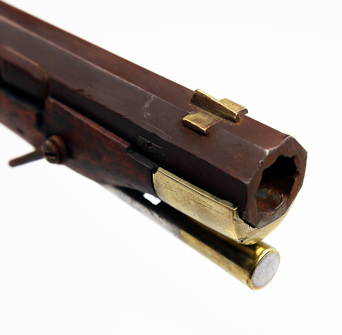 Rifle M/1807/41.
Flintlåsrifle.
Militær ombygd til perkusjonsgevær i 1841 og bajonet feste er fjernet.