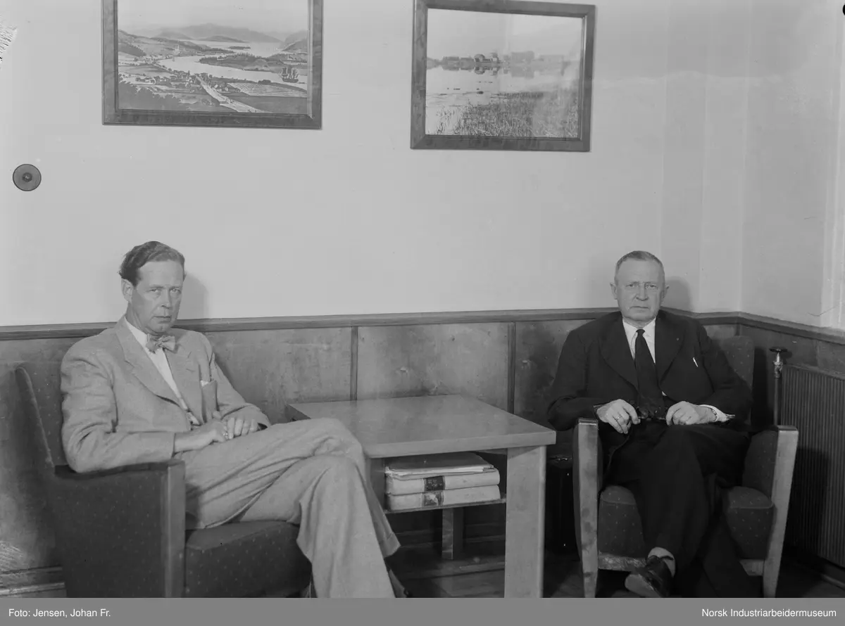 Direktør Gjestland fratrer.