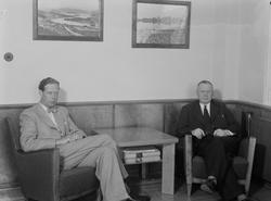 Direktør Gjestland fratrer.