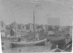 Skipper Johan Olsen. Tatt i Skutvika.