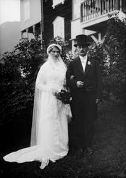 Hjalmar Hoel og Kari Kongslis bryllup, 02.07.1014, brudepar 