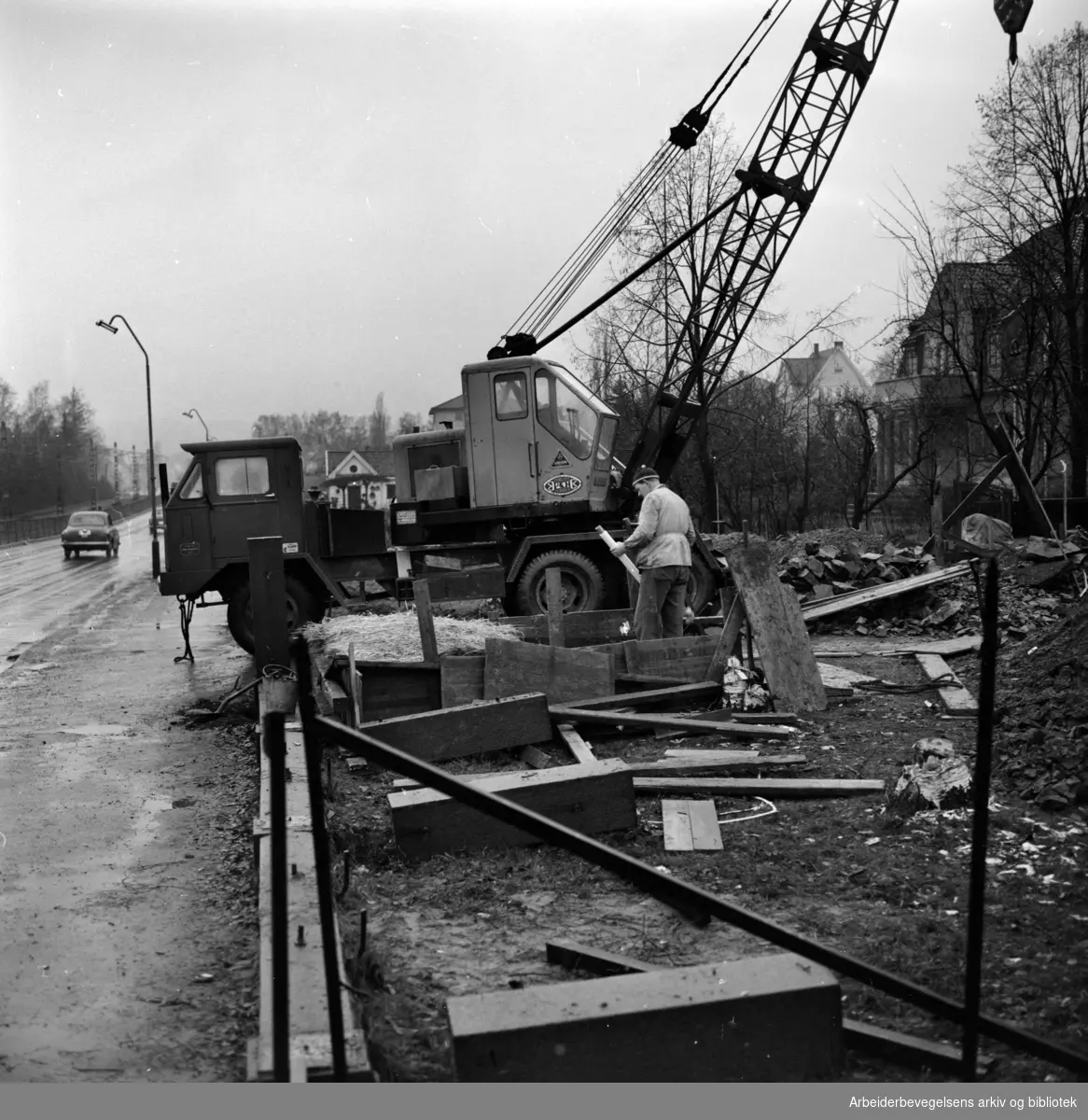 Sørkedalsveien utvides. November 1959