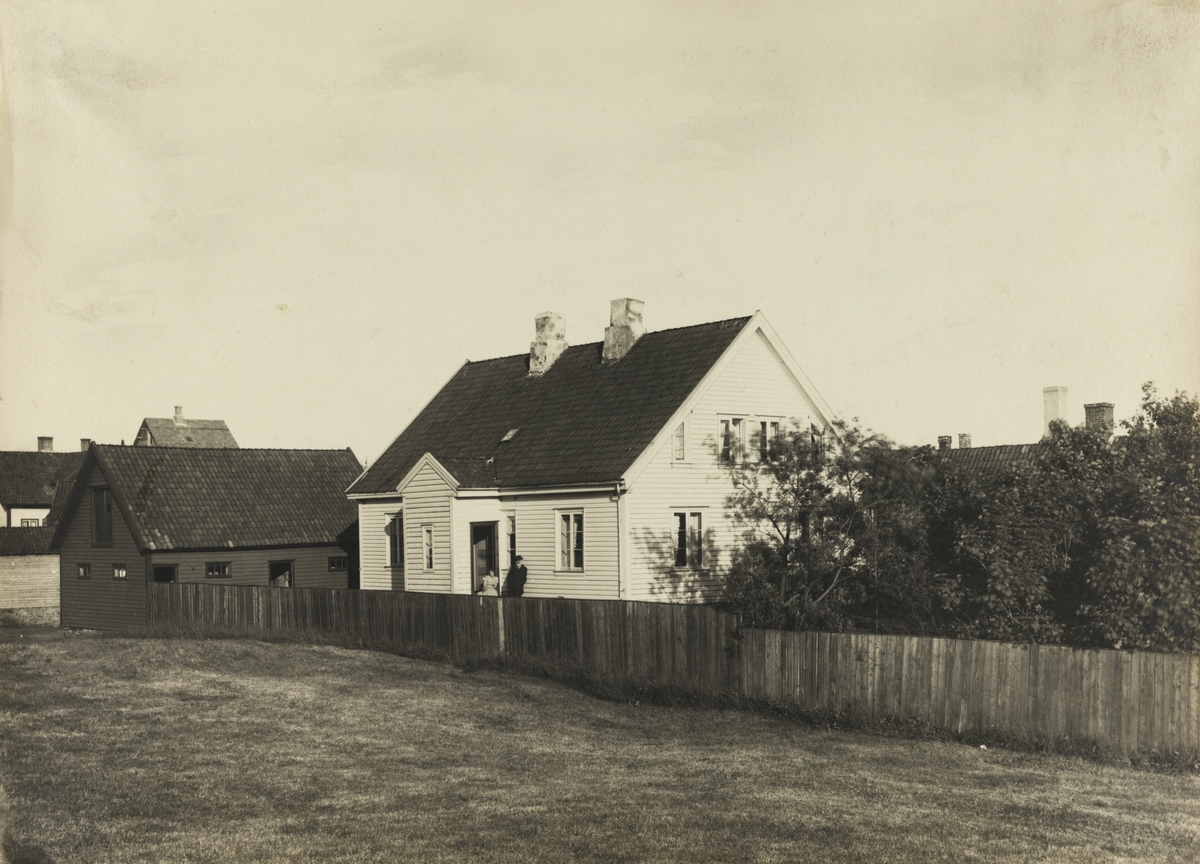 IX Hasseløen - Hasseløy sett mot sydøst ca.1910