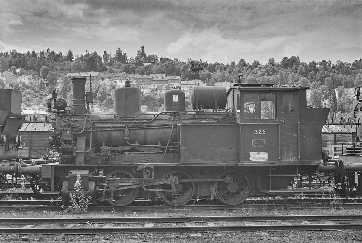Hensatt damplokomotiv type 25a nr. 325 i Lodalen i Oslo.