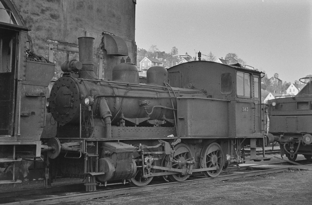 Utrangert damplokomotiv type 25c nr. 383 på Marienborg Verksted.