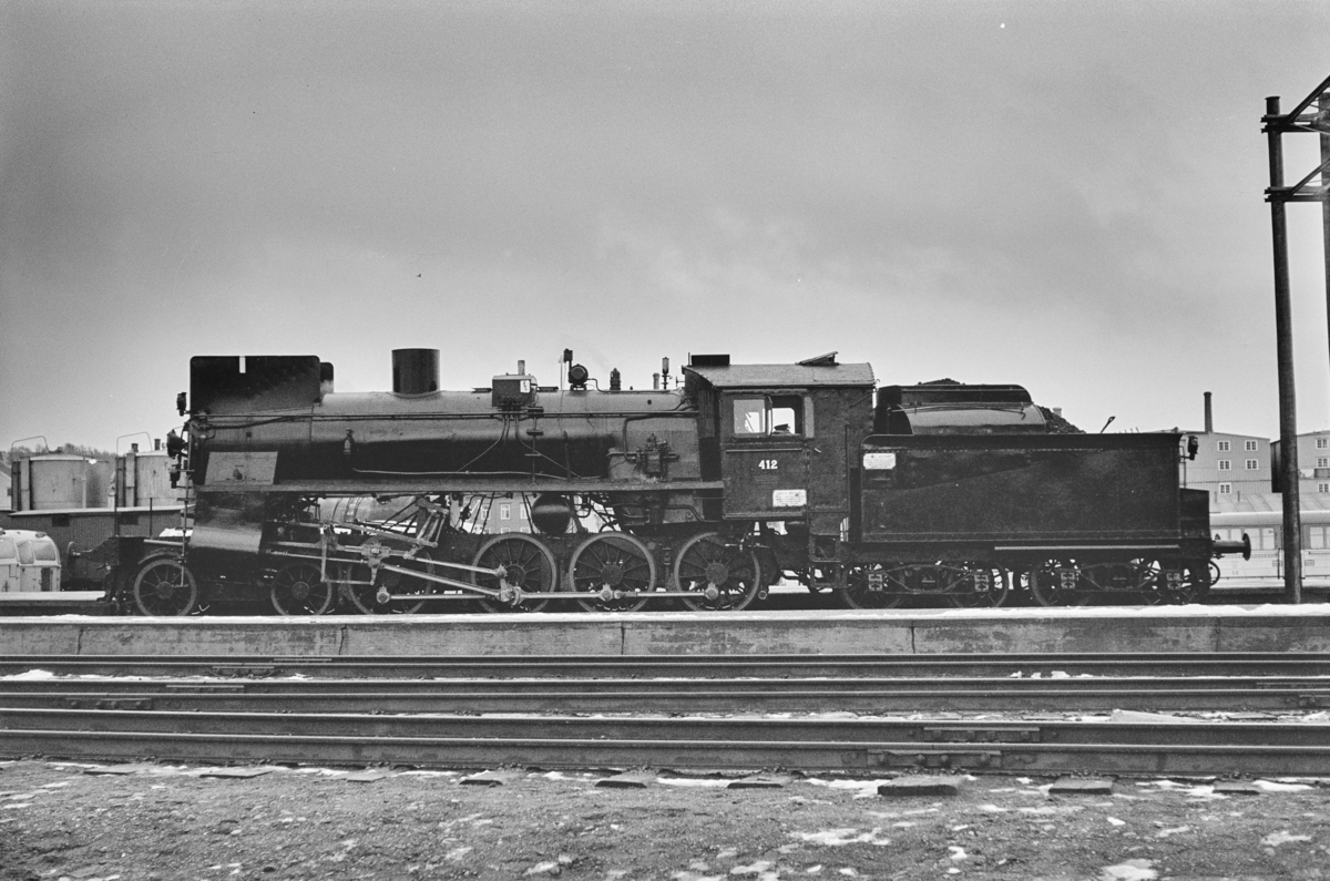 Damplokomotiv type 26c nr. 412 på Trondheim stasjon.