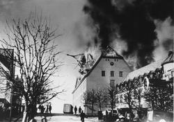 Boming av Aspøy nye skole 25. april 1940.