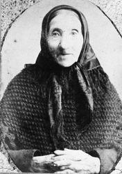 Berta Persdtr Kvia (9.4.1814 - 12.1.1904) g. m. Rasmus Reier