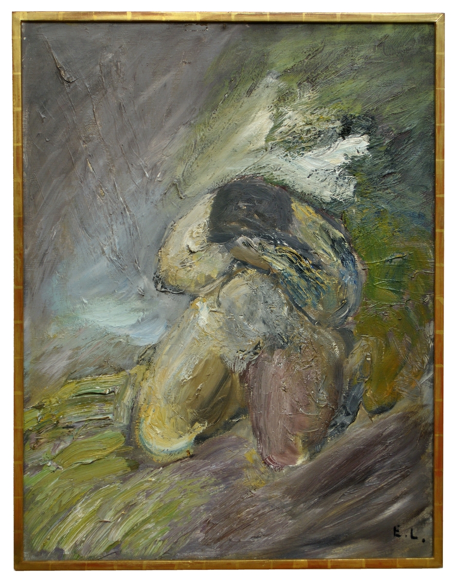 Oljemålning, "Sorg" av Evert Lundqvist, 1967.
Mått; Bredd 89 cm, häjd 115 cm.
Målningen framställer en starkt stiliserad mänsklig figur, knäböjande och döljande huvudet i händerna. Bilden är hållen i dova färger med grönt och jordfärger som dominanta.