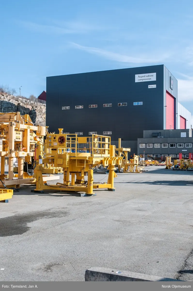 Subsea-utstyr og lagerhall tilhørende Åsgard er lagret på Statoils baseområde på Vestbase i Kristiansund.