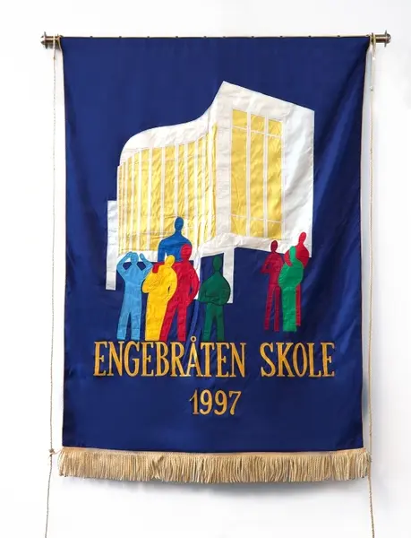 Skolefane For Engebråten Skole - Oslo Skolemuseum / DigitaltMuseum