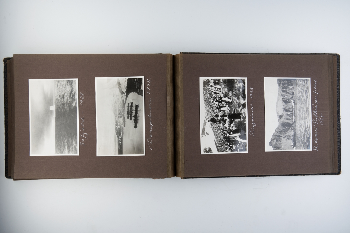 Album med 102 fotografier fra hvalfangst 1926-1929. Fotografert av Bryns foto i Sandefjord.