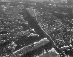 Sølnas utløp i Trysilelva. Flyfoto. Bildet ble tatt i midten