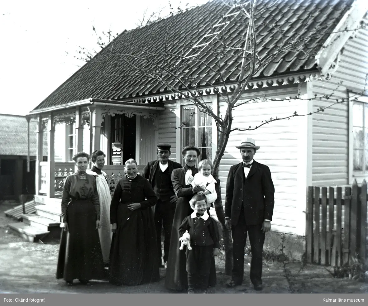 O G Johanssons familj i Skogsby.
