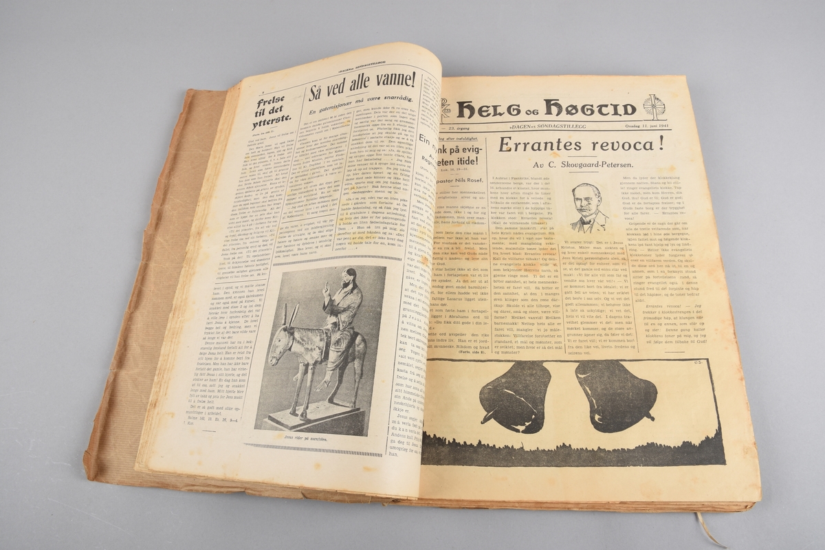 Diverse eksemplar av "Helg og Høitid" frå 1941 til 1942 ,søndagstillegget til avisa "Dagen", hefta daman med omslag i gråpapir.