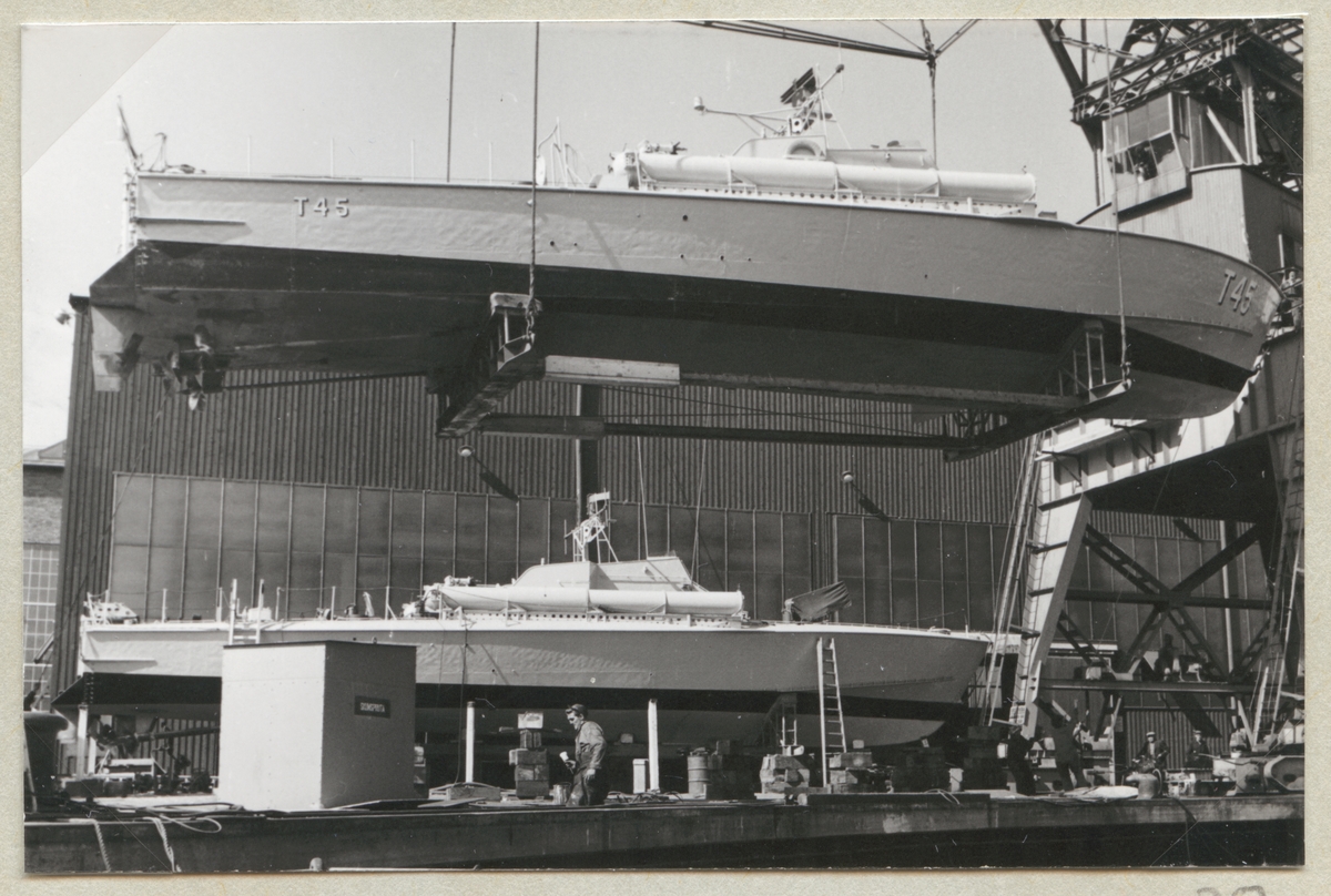 Torpedbåtsseriebyggnad-T45 sjösättes. mars 1957