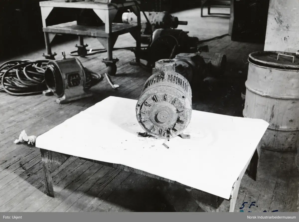 Strømbergmotor oppstil i saltoppløsningsanlegg