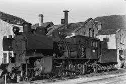 Utrangert damplokomotiv type 28b nr. 151 på Sjøsporet ved lo