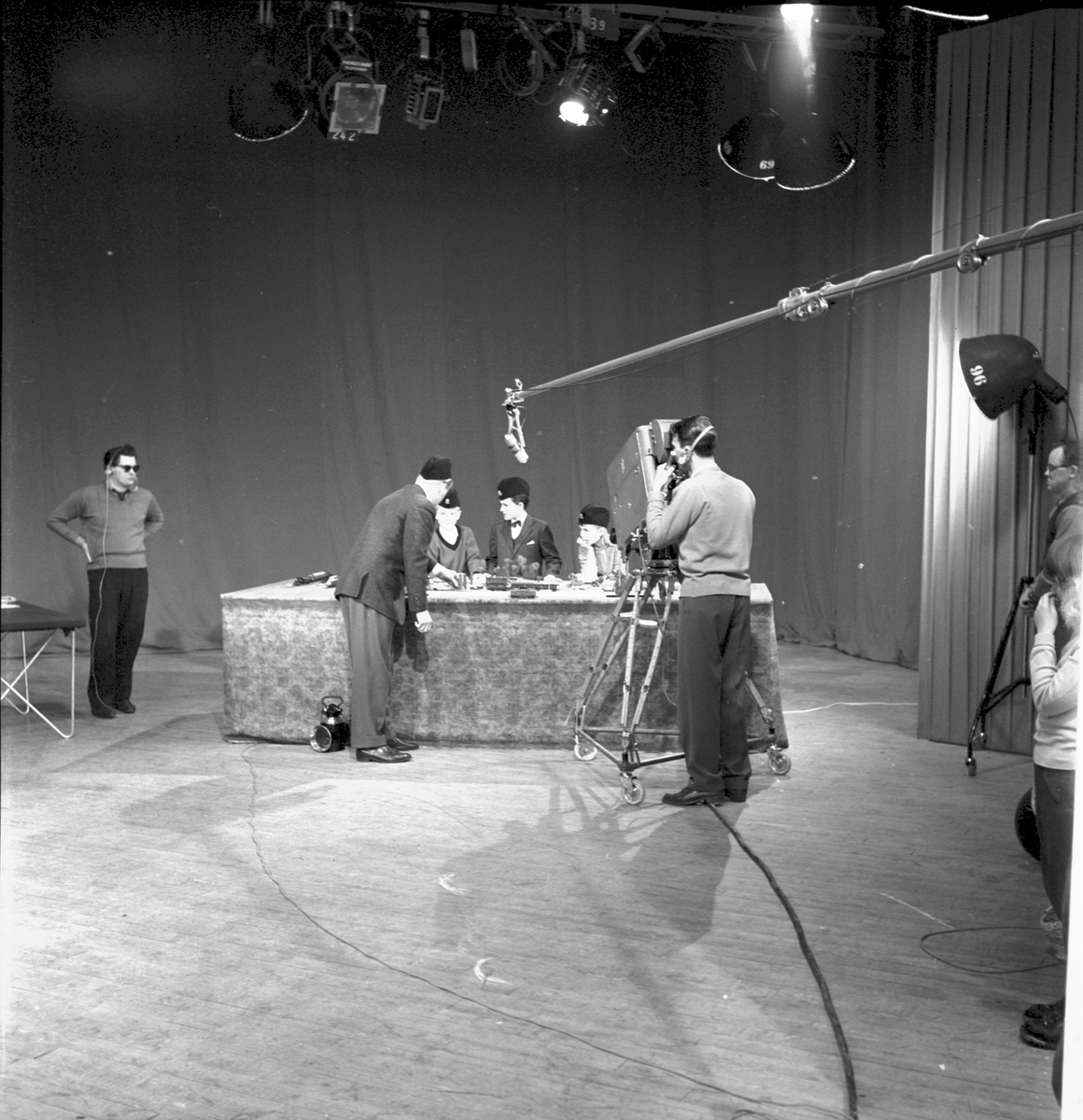 Inspelning av TV-programmet "Titta får ni se", 1958.
