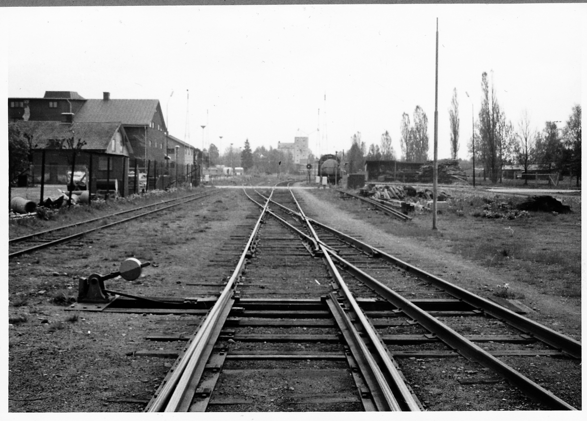 Korsning mellan Kalmar Järnväg och Vetlanda Järnväg i Vetlanda.