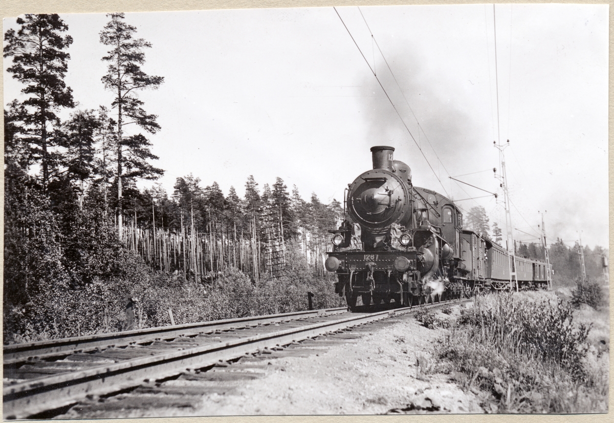 Statens Järnvägar, SJ B 1287 i Dysjöbacken på linjen mellan Ånge och Bräcke.