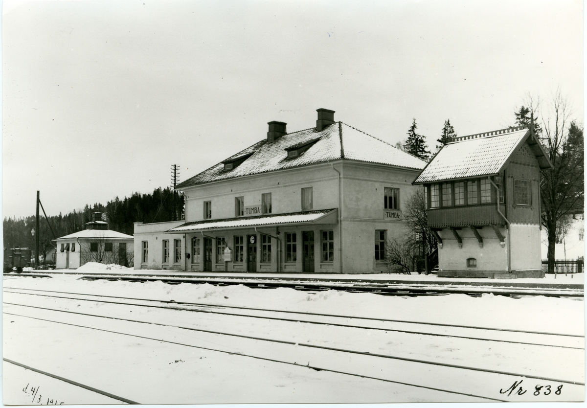 Tumba station efter om- och tillbyggnaden 1915.