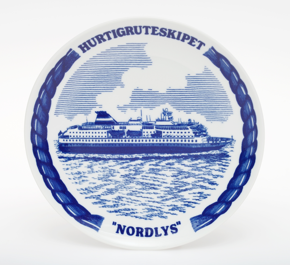 Motiv av Hurtigruten M/S Nordlys.