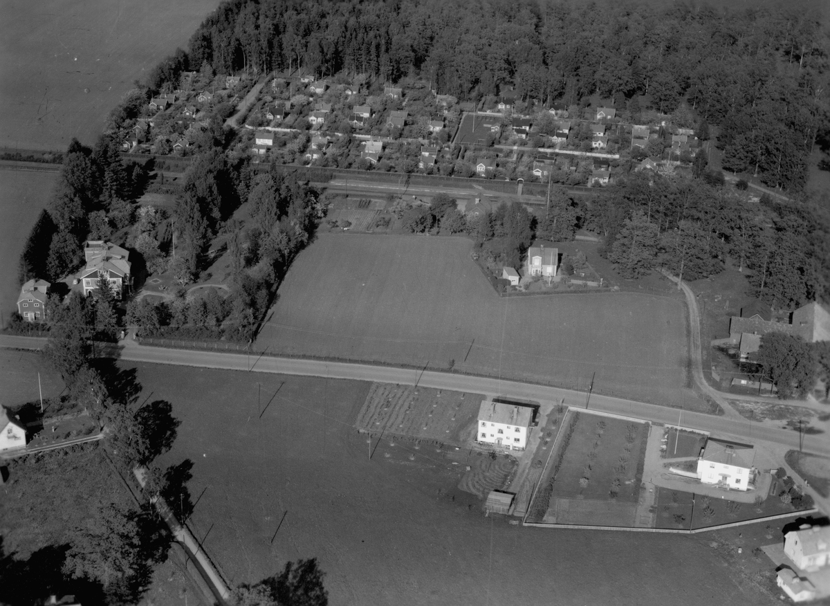 Flygfoto över Kortebo med Eklundshov koloniområde i Jönköping. Nr  O 984.