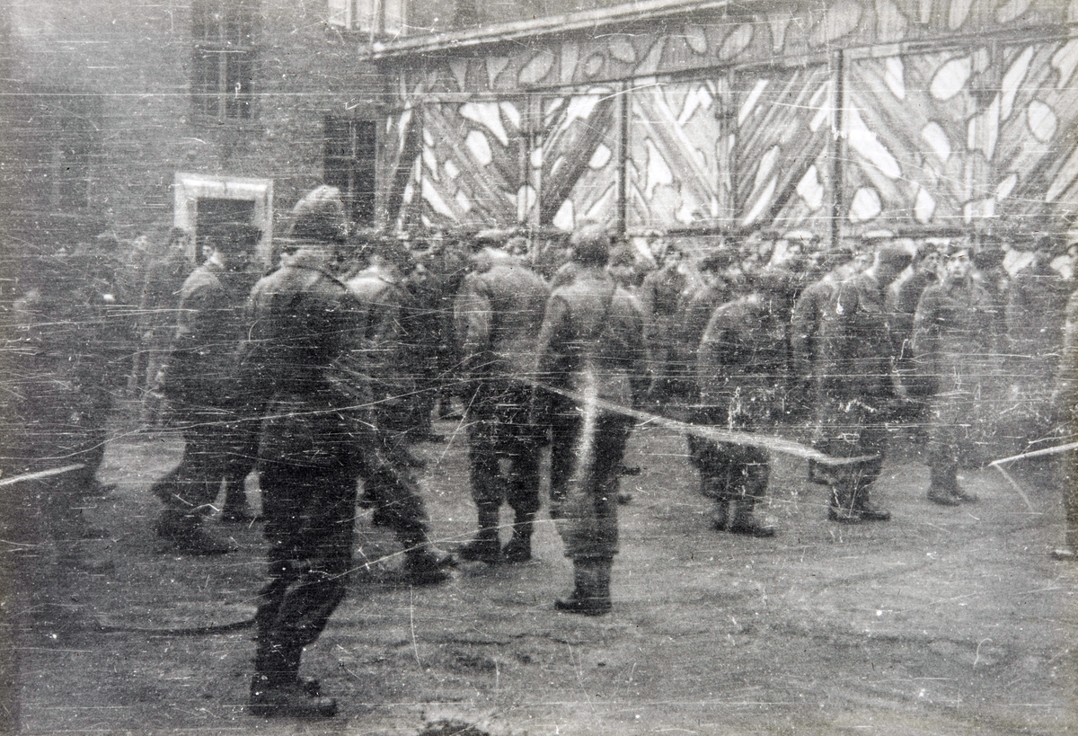 Feltbataljon IV / norske polititropper dimiteres ved Akershus Festning i november 1945.