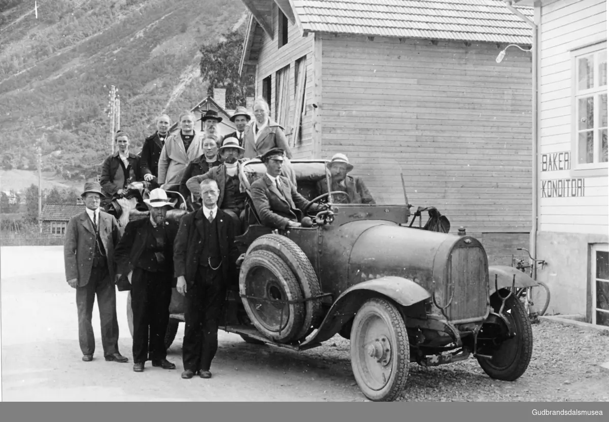 Biltur til Stryn i 1920-åra