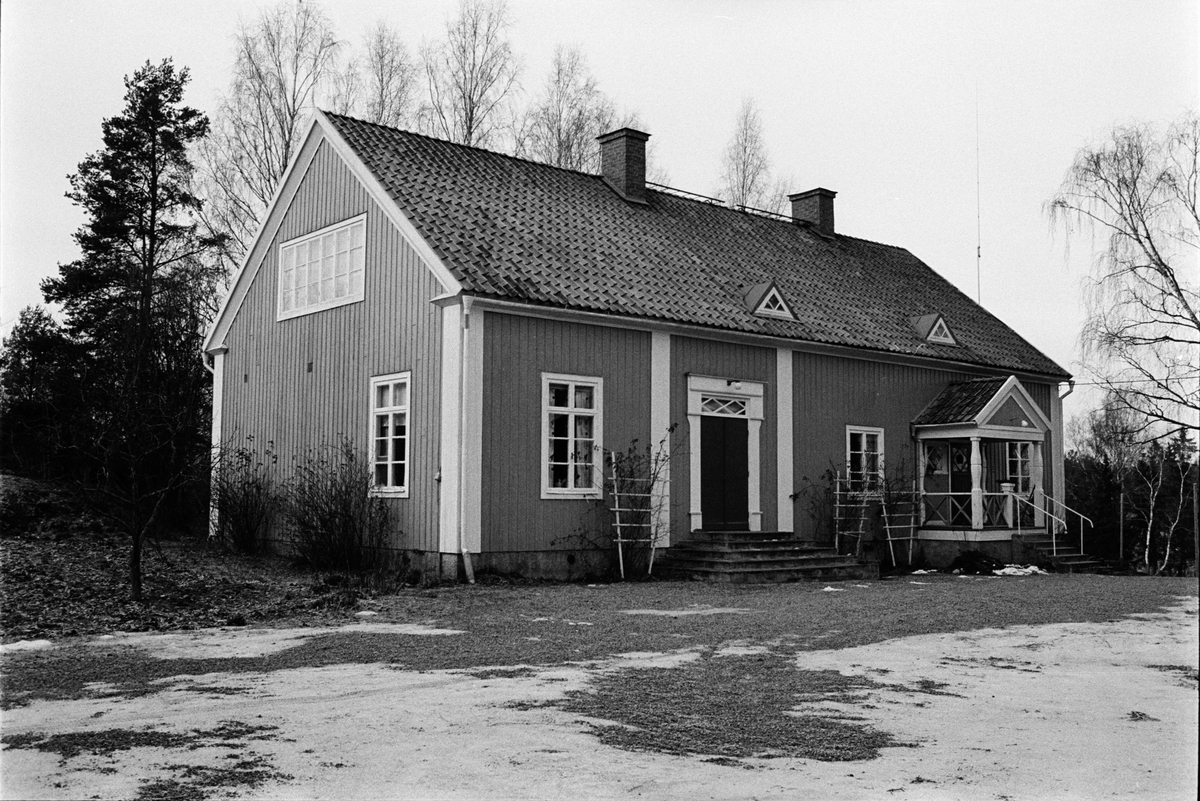 Före detta folkskola, Gölja, Simtuna socken, Uppland 1990
