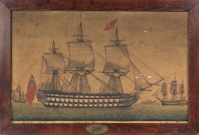 Skipsportrett av britisk rangskip, i bakgrunnen den spanske fullriggeren MAON og en britisk kutter. Rangskipet har 45 kanoner, og rødt flagg med britisk Union Jack i øvre hjørne på fortopp og akterste mast.