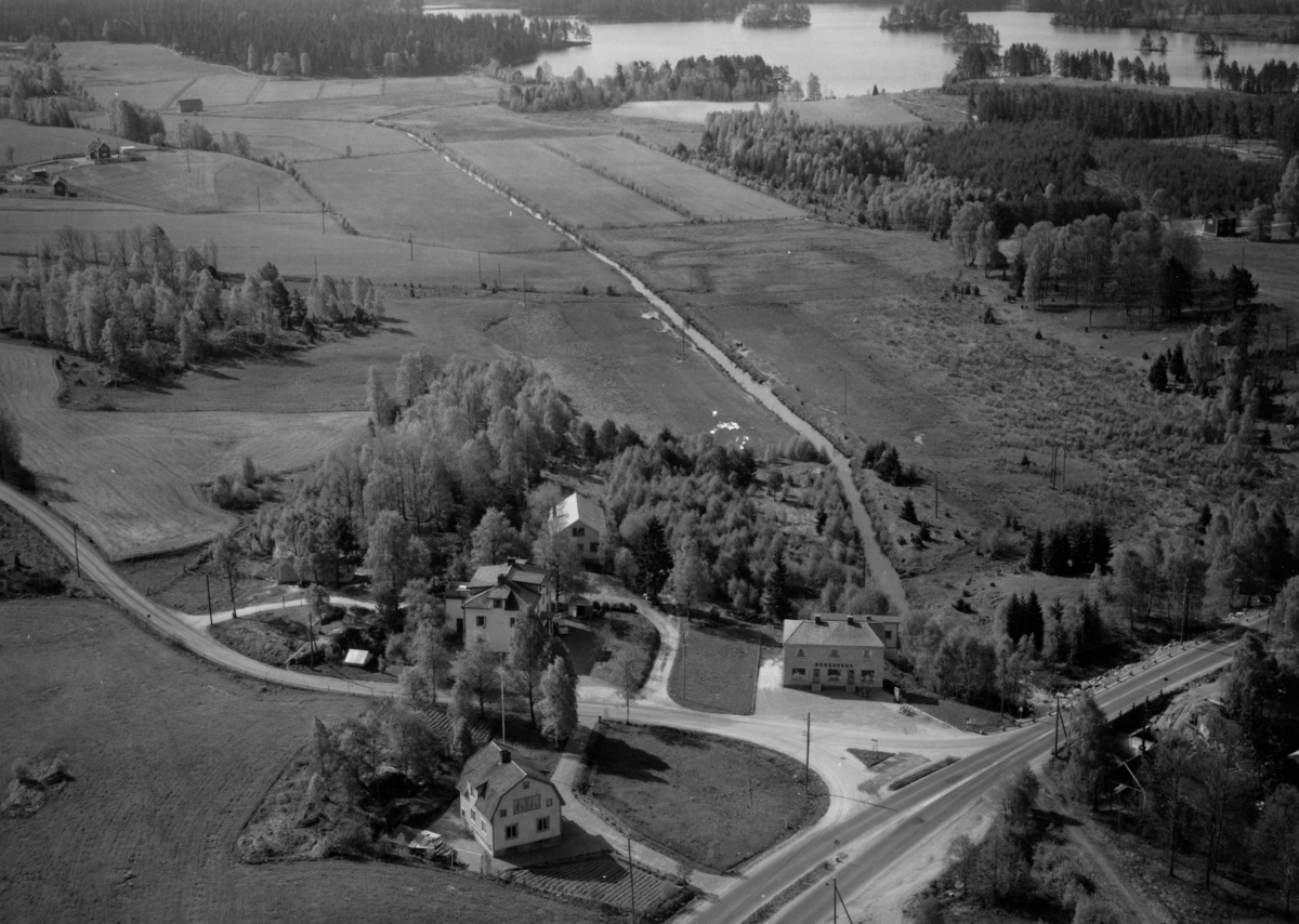 Flygfoto över Barnarp i Jönköpings kommun.  Nr R 603